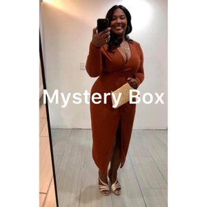 DATE NIGHT MYSTERY BOX 4-5 Items (2X/3X size 16-18)